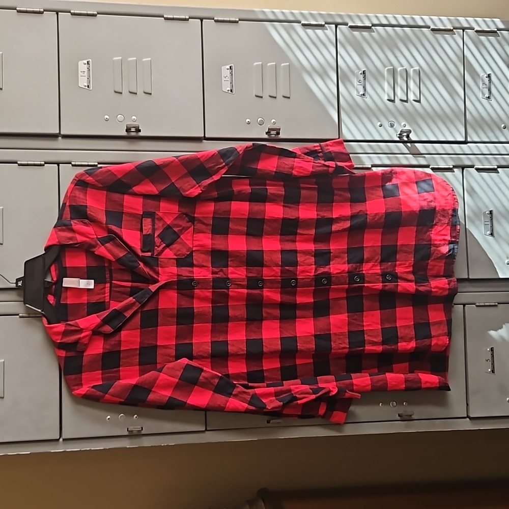 Ladies red & black Buffalo plaid flannel sleep shirt gown - Picture 2 of 5